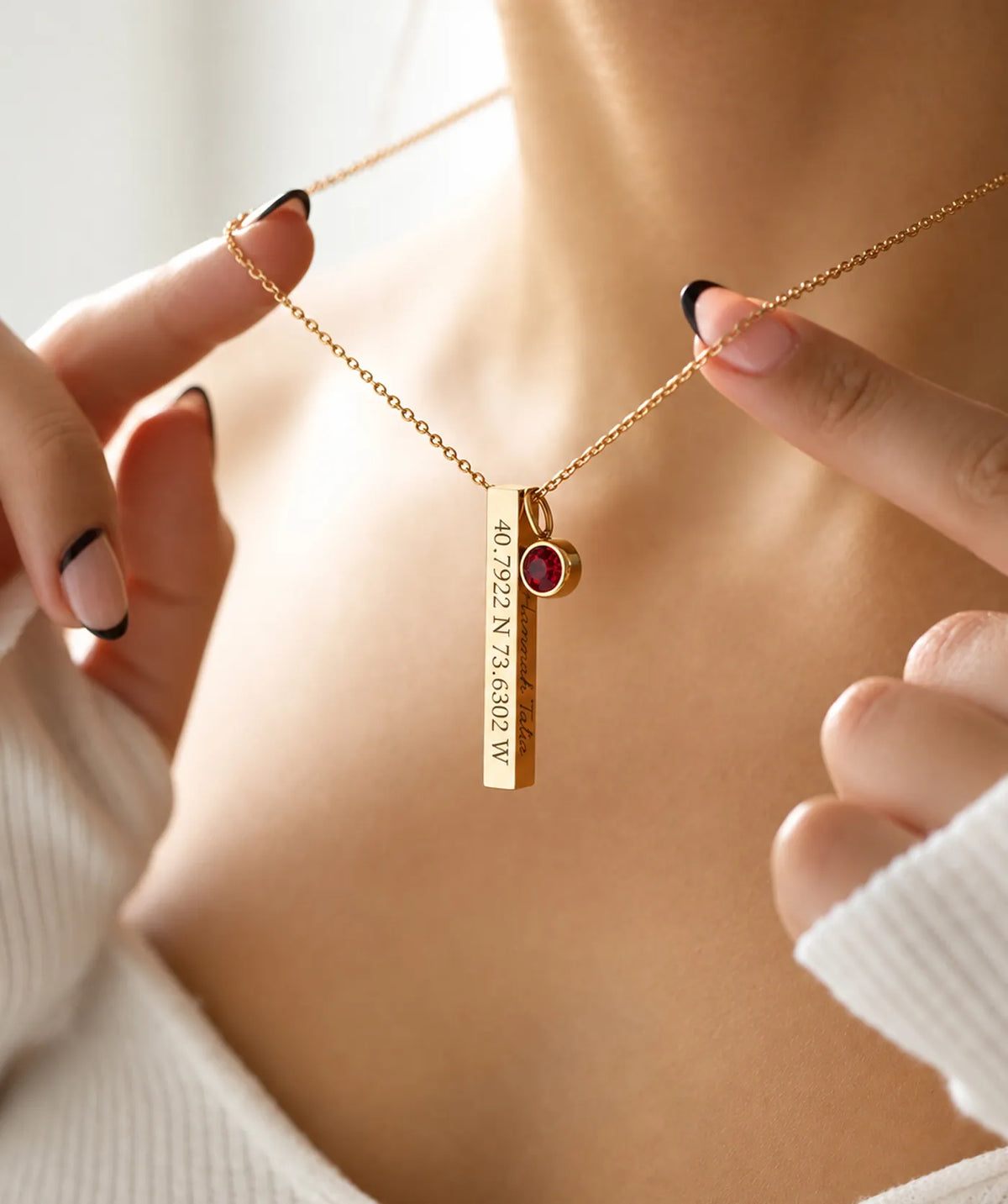 Model wearing the Gold Vertical Bar Necklace around the neck