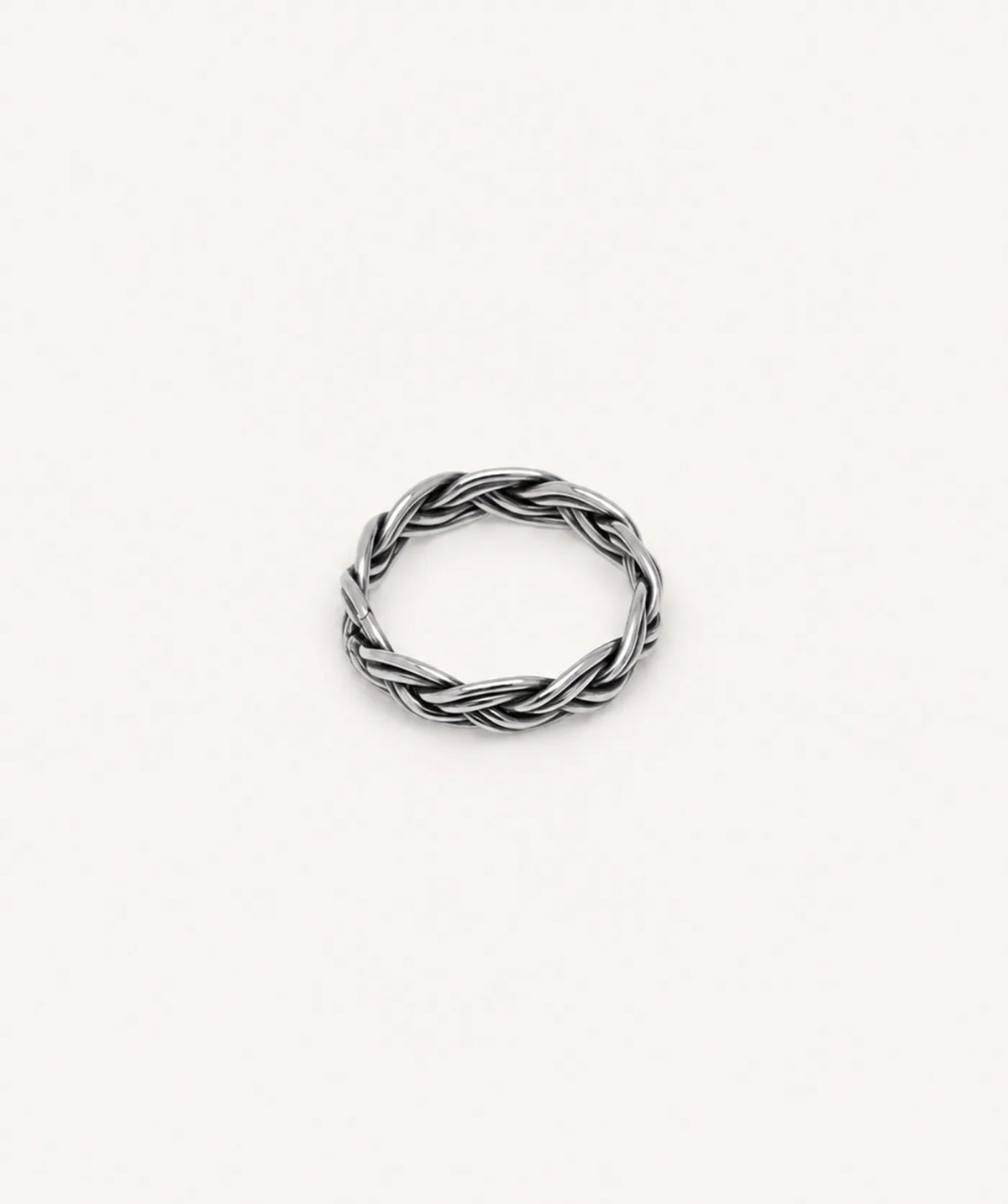 Black Leaf Ring